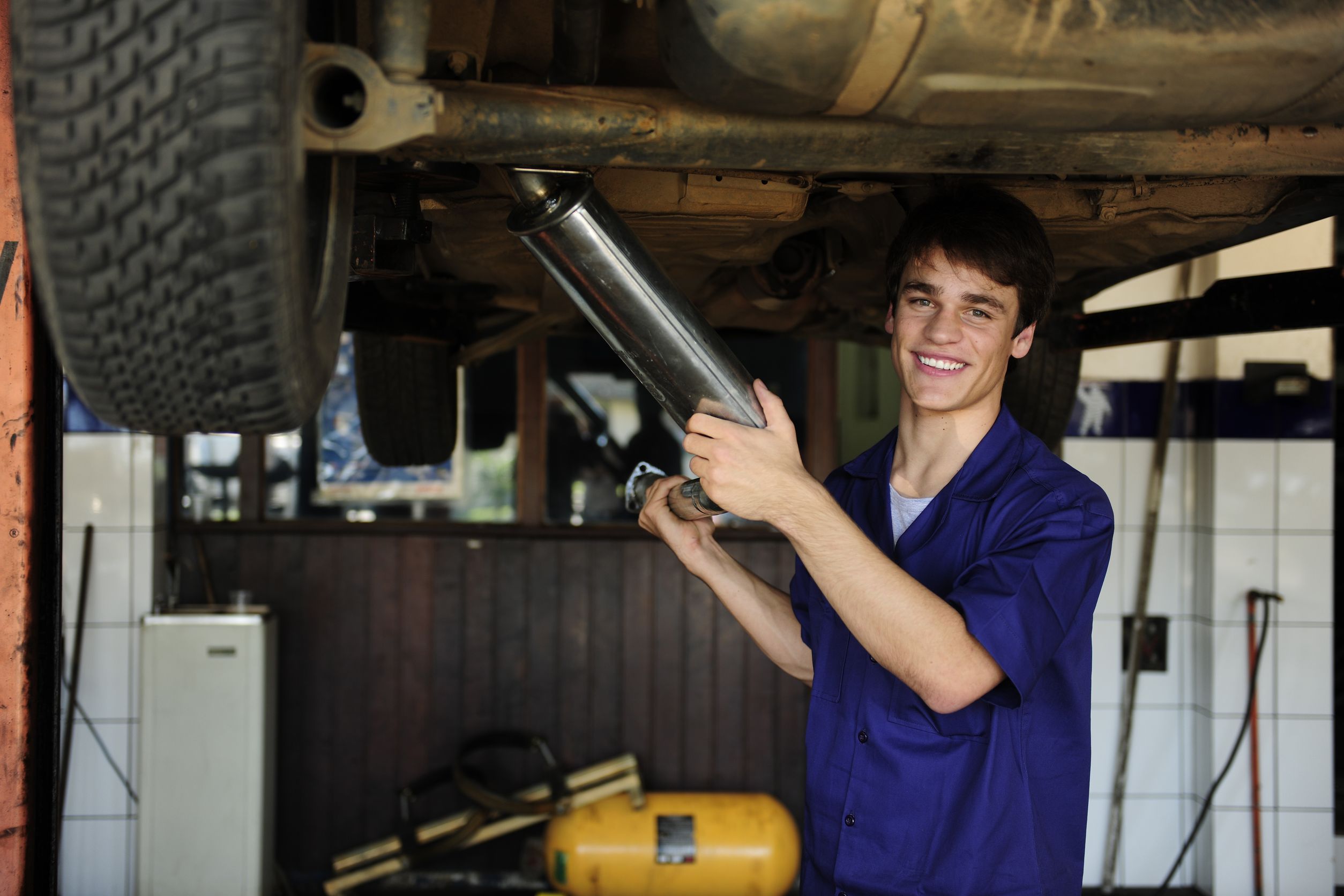 Signs You Need Auto Brake Repair Service in Johns Creek GA