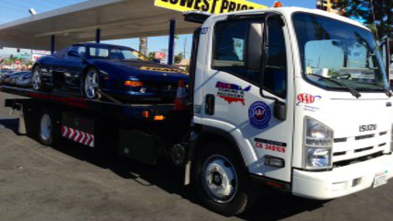 Check Out Heavy Duty Towing Services in San Diego