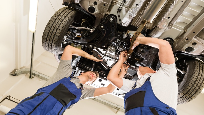 Signs That a Vehicle Needs Suspension Repair in Royal Palm Beach FL