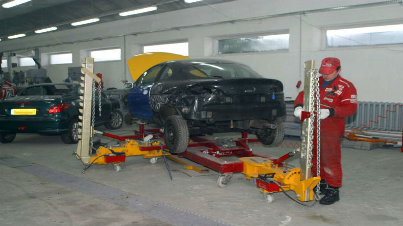 Car Savvy: What You Need as a DIY Car Repair Expert in Pasadena, TX