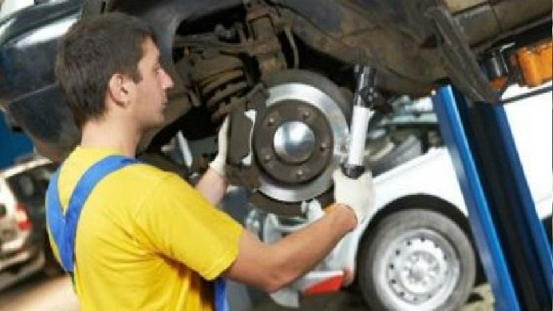 Why Consumers Prefer Dealerships When Shopping for a Used Mazda in Joliet