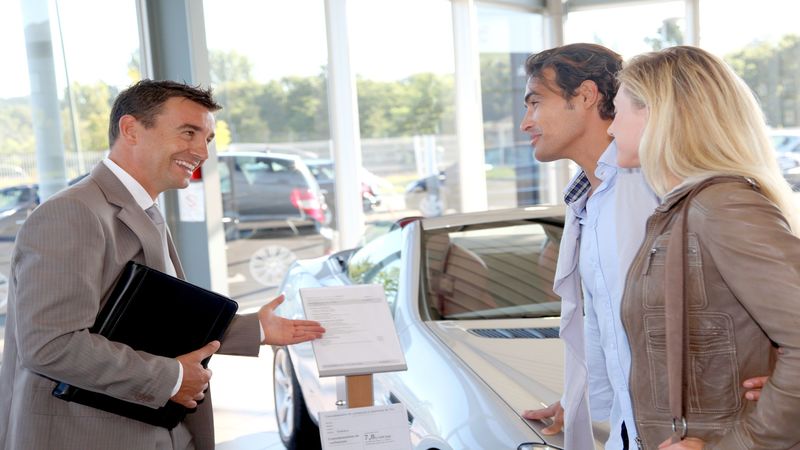 How to Navigate a Ford Dealership Near Me